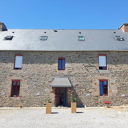 Chambres De Villee Saint-Georges-de-Grehaigne Exterior photo